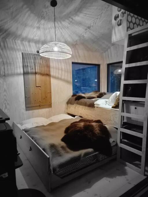 Treetop Ekne - Hytte I Skogen Med Hengebru Otel Levanger Dış mekan fotoğraf